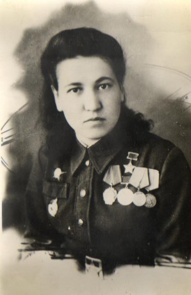 medsestra_velikaya_otechestvennaya_vojny_-_v.s._kasheeva.jpg